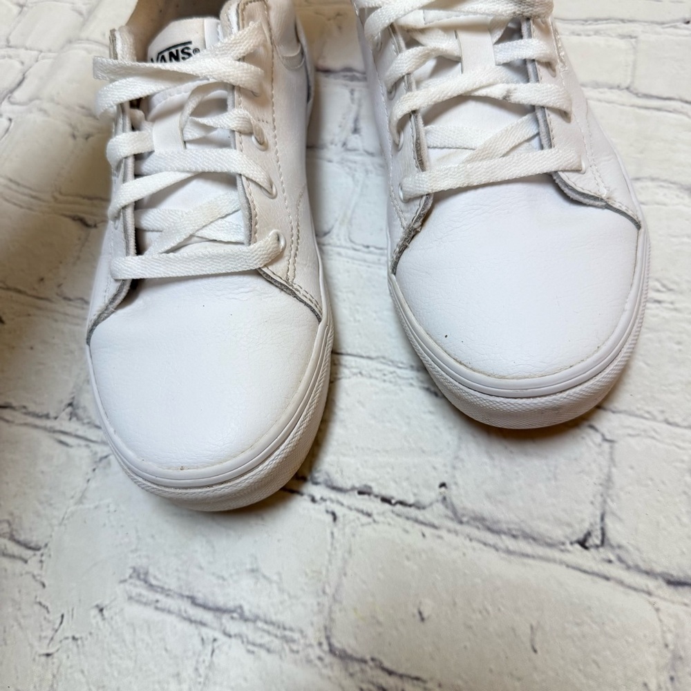 White Vans - Picture 5 of 9